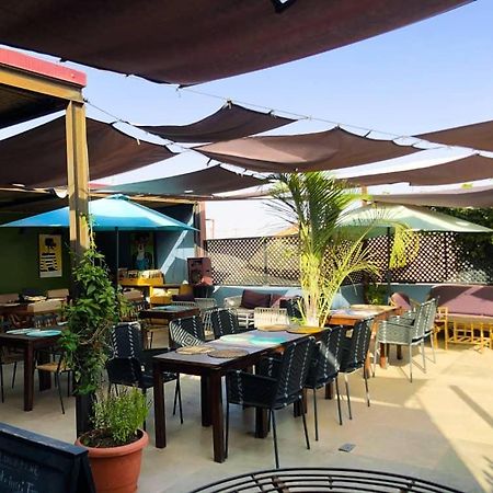 Bed and breakfast O Petit Club Africain Dakar Extérieur photo