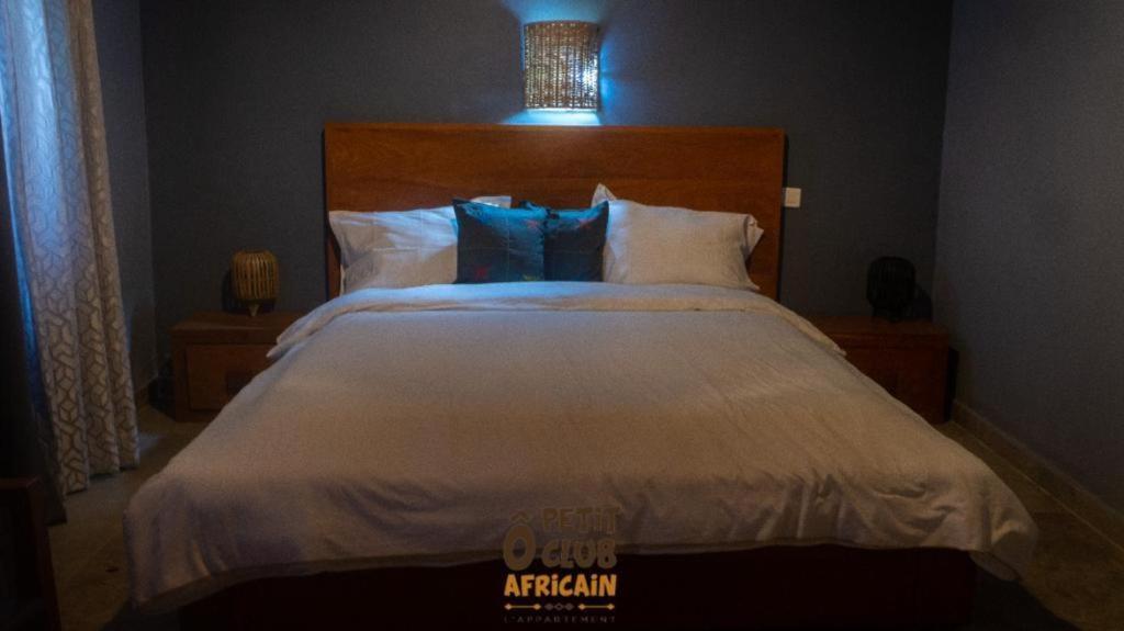 Bed and breakfast O Petit Club Africain Dakar Extérieur photo